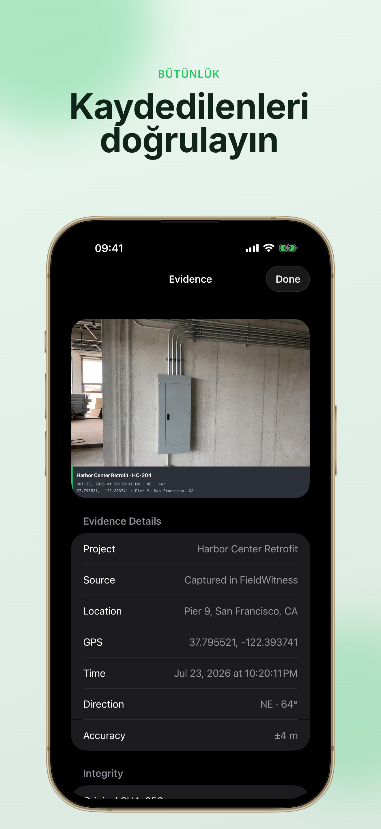 FieldWitness fotoğraf—GPS, saat, pusula